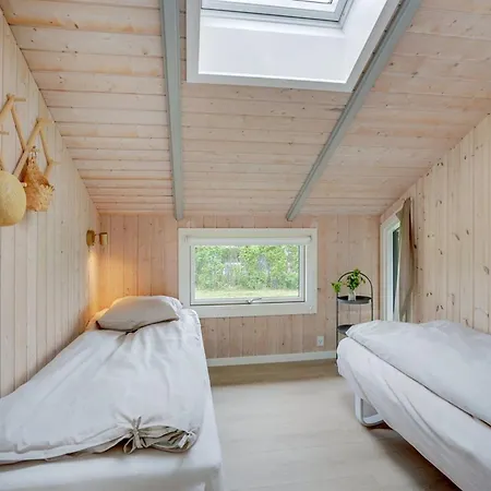 Ely - 300m From The Sea By Interhome *