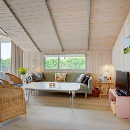 Ely - 300m From The Sea By Interhome * Sjolund