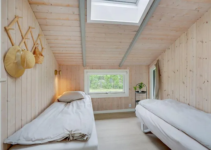 Ely - 300m From The Sea By Interhome *