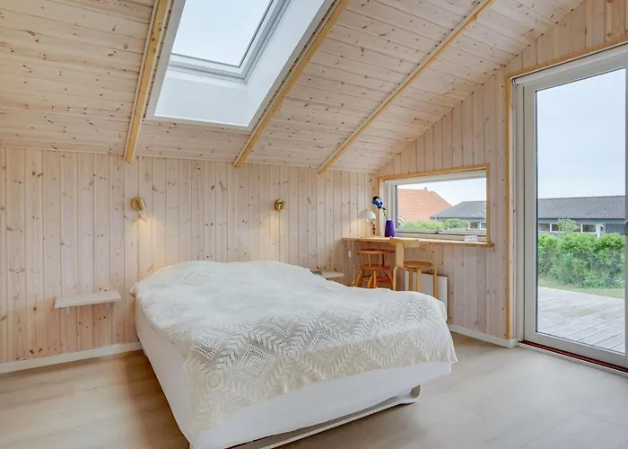 Ely - 300m From The Sea By Interhome